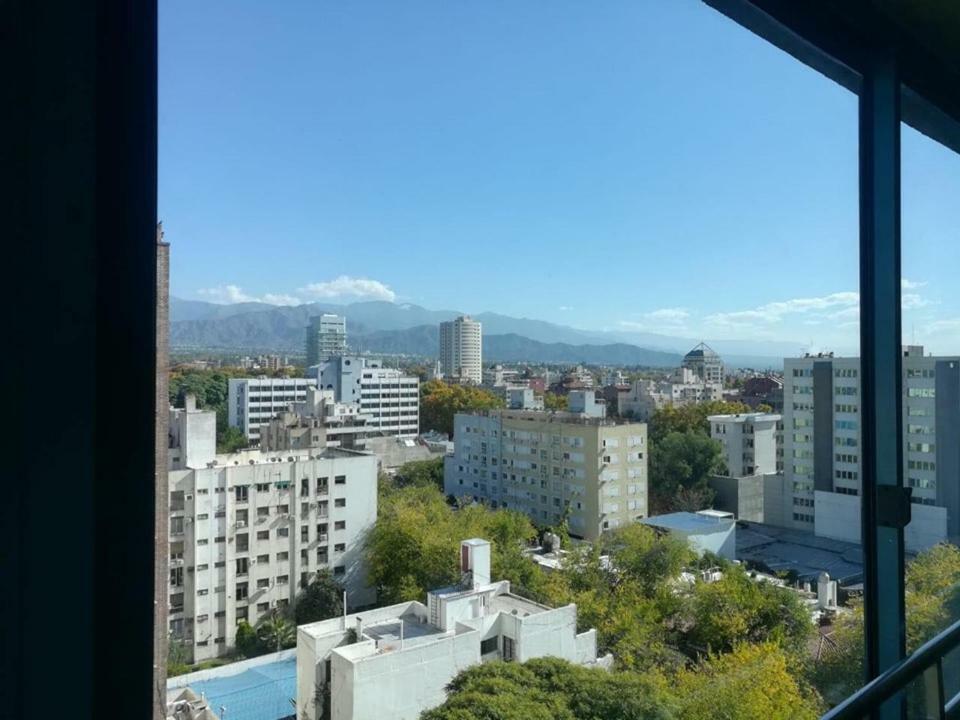 Apartamento Lujoso Departamento En Inmejorable Zona En Con Vista A La Montaña Mendoza