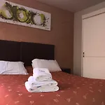 Mendoza ApartHotel