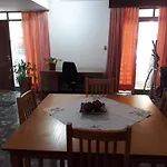 Quinta House
