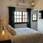 Oeste Suites