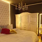 EXCEPCIONAL 18 DEPARTAMENTO CON COCHERA - Vista a la MONTAÑA - Ciudad Mendoza- Zona Residencial