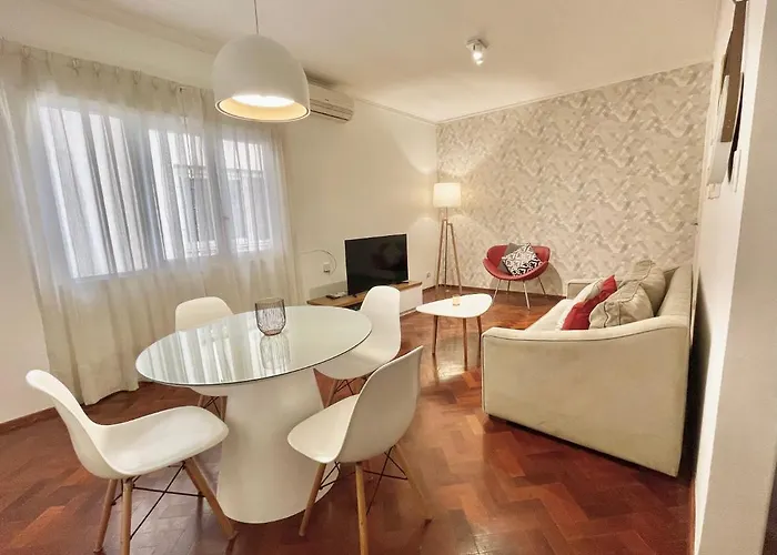 Mdz Apartments
