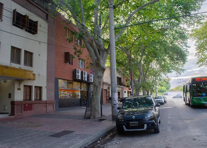 Departamento Amoblado En Pleno Centro De Mendoza.