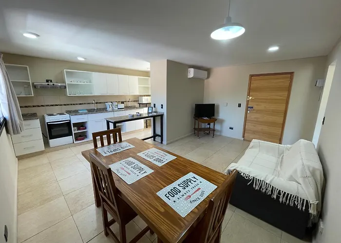 Comodo Apartamento A Metros Del Parque San Martin Y Aristides
