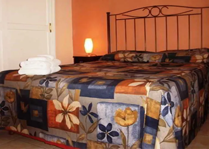 Mendoza ApartHotel