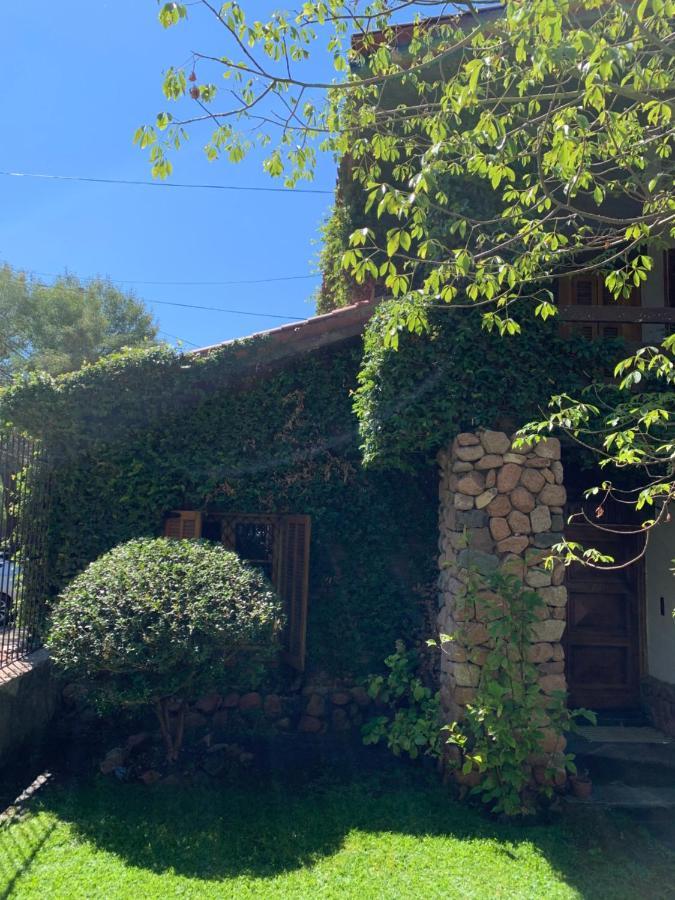 Casa Camilo Mendoza