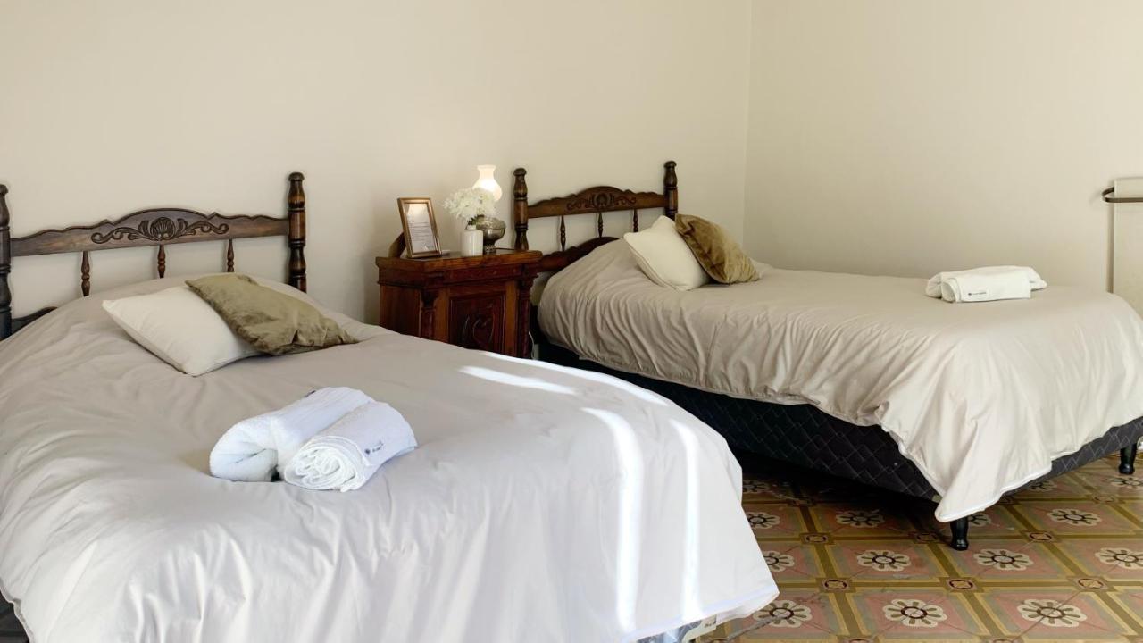 Alem Colonial - *