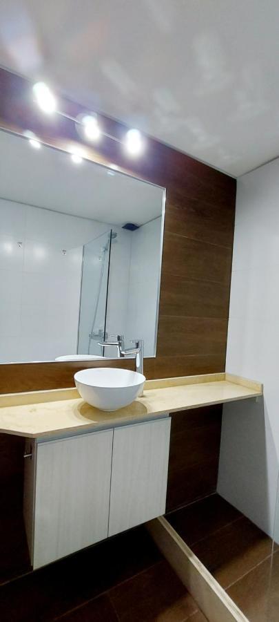Departamento Con Cochera Muy Bien Ubicado En Ciudad Mendoza