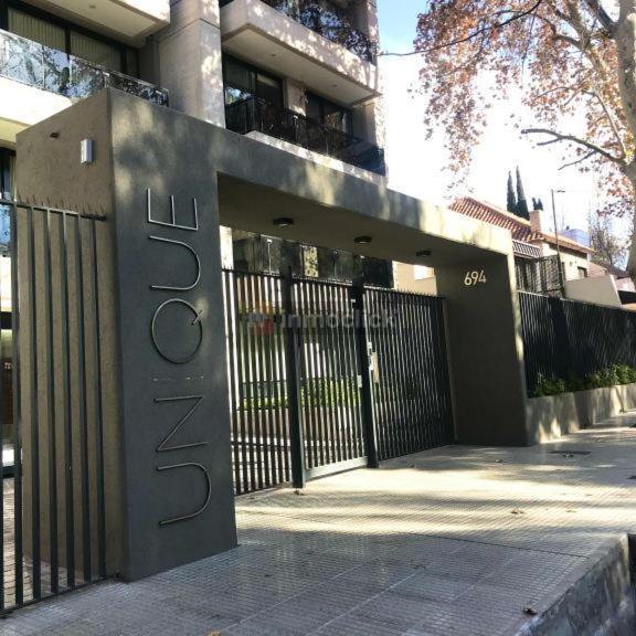 Departamento En Complejo Residencial Mendoza