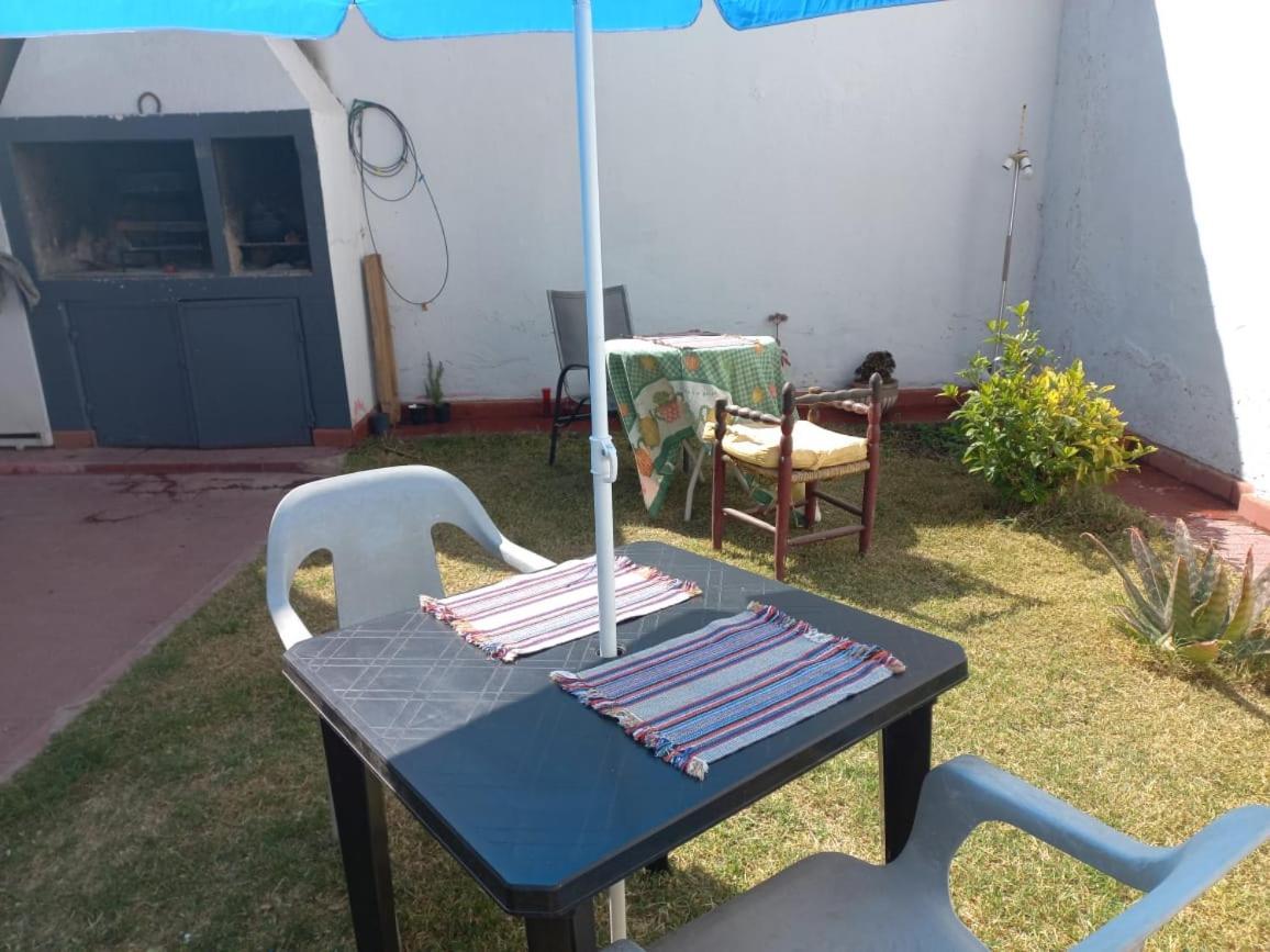 Privada En Hermosa Casa Centrica De Ciudad Mendoza