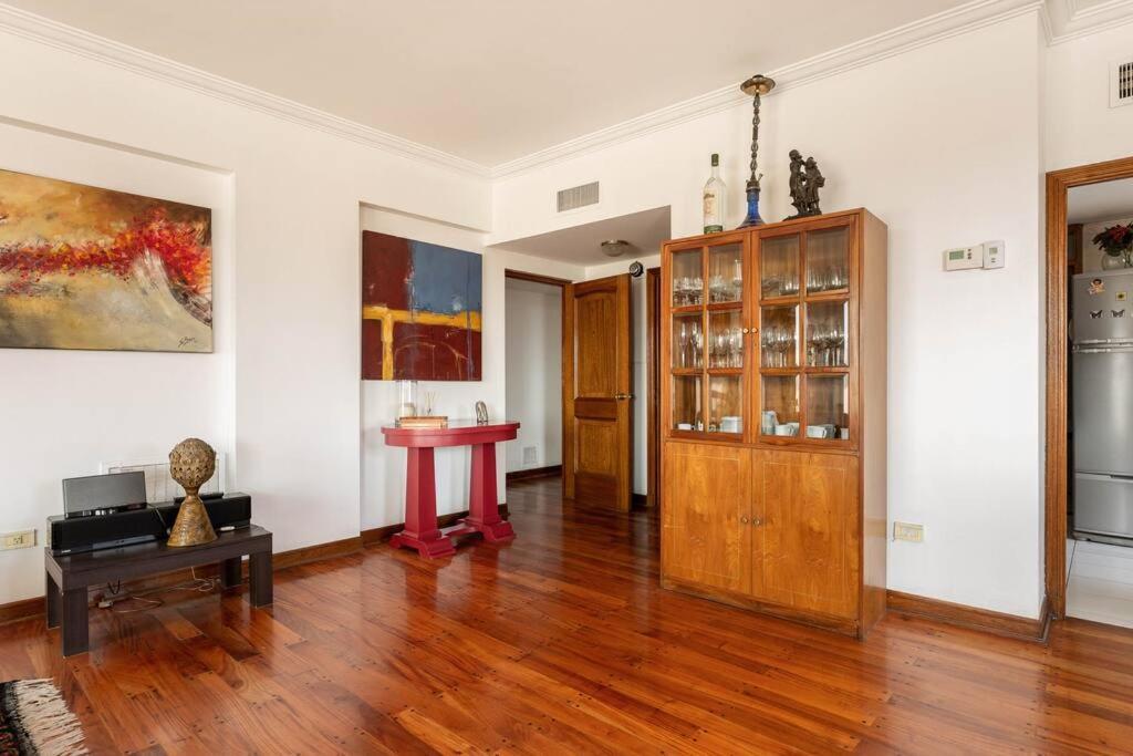 Apartamento Piso Frontal En La Mejor Calle De Mendoza!