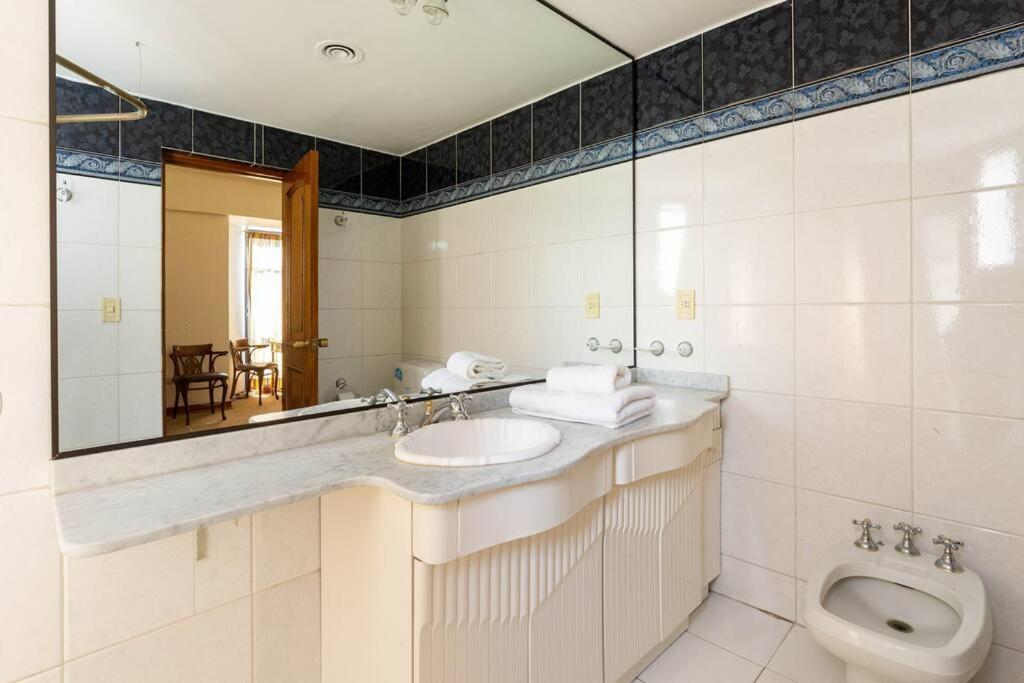 Piso Frontal En La Mejor Calle De Mendoza! Apartamento