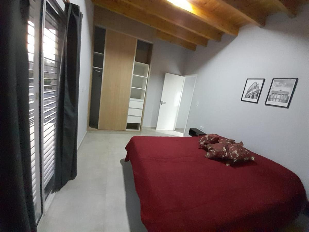 Departamento Amueblado A Estrenar Con Capacidad Hasta 6 Personas Incluye Camas,ropa De Cama , Vajilla Completa, Artefactos De Cocina Eléctricos, Smarttv, 3 , 2 Baños, Patio Con Churasquera Y Cochera Hasta 3 Autos Apartamento *