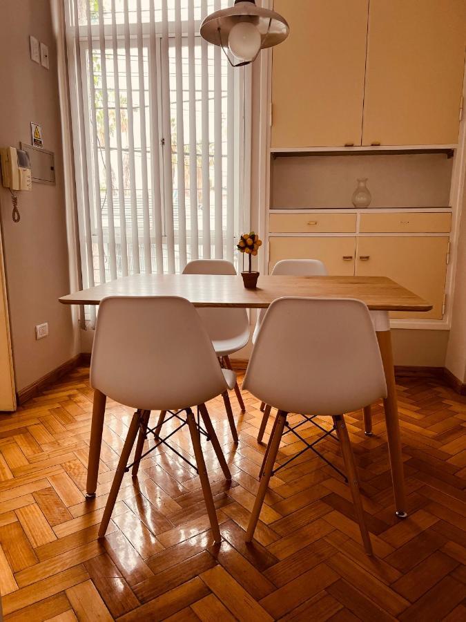 Apartamento Amplio Piso Vintage En Zona Centrica De Mendoza.