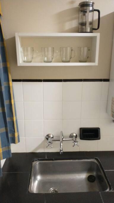 Bonito Departamento Frontal En Zona Residencial - Apartamento
