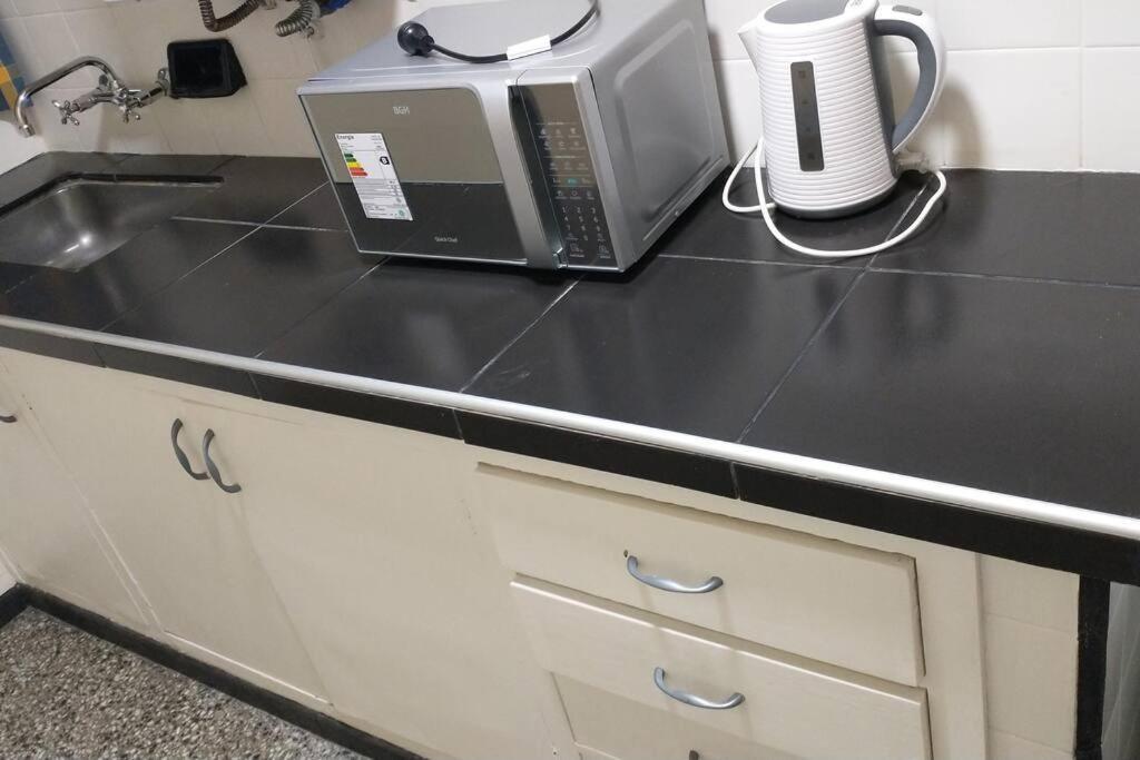 Bonito Departamento Frontal En Zona Residencial - Apartamento Mendoza
