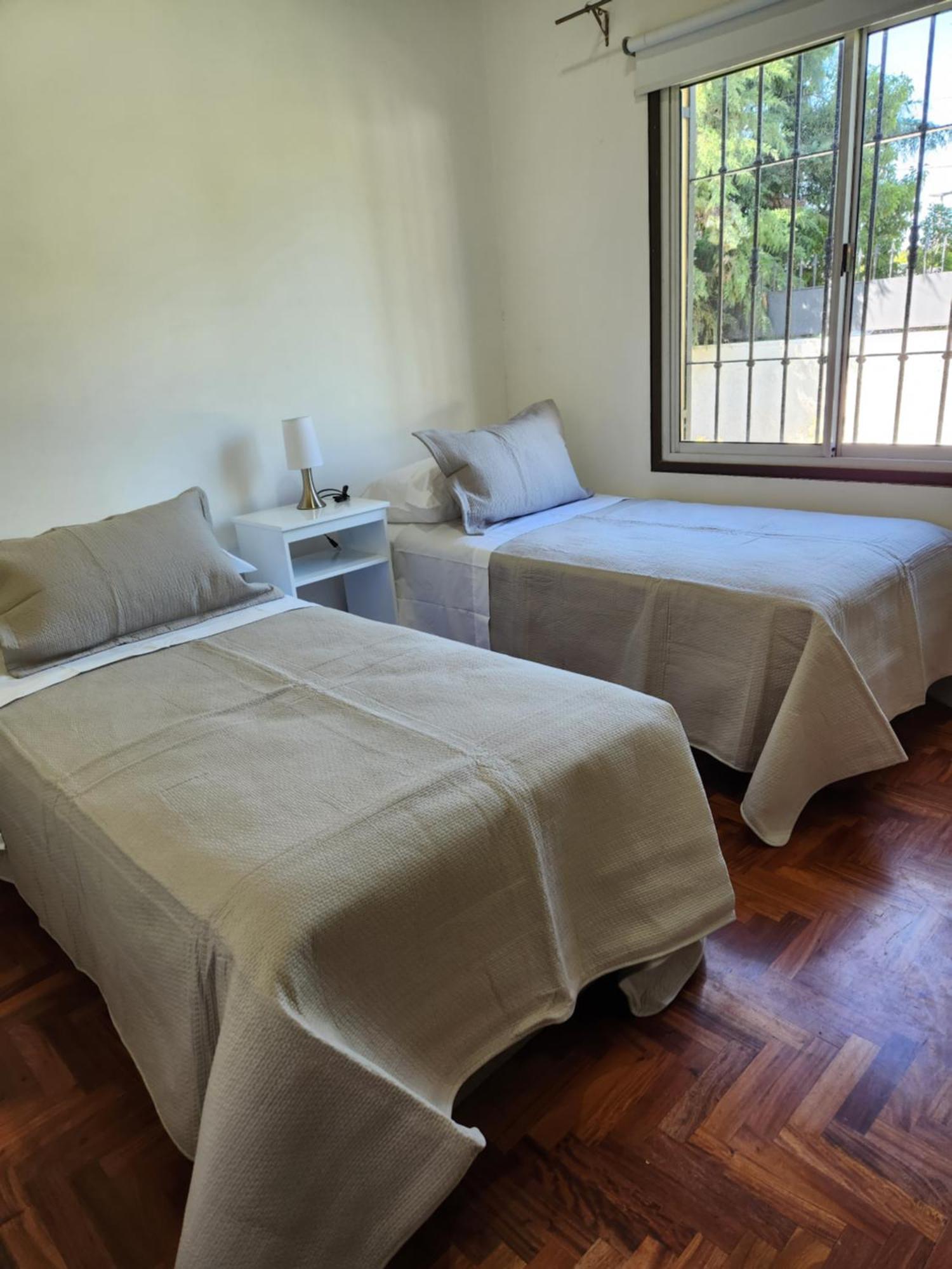 Holiday home Casa Deluxe Malbec , Barrio Privado, Con Cochera Doble, Jardin Y Churrasquera Mendoza