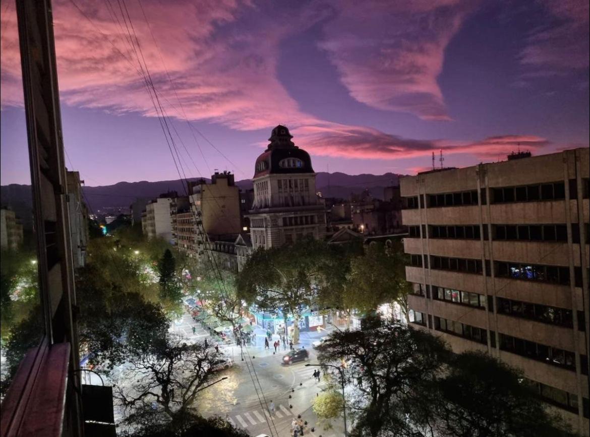 Unico Y Exclusivo Semipiso A Metros De Peatonal Apartamento Mendoza