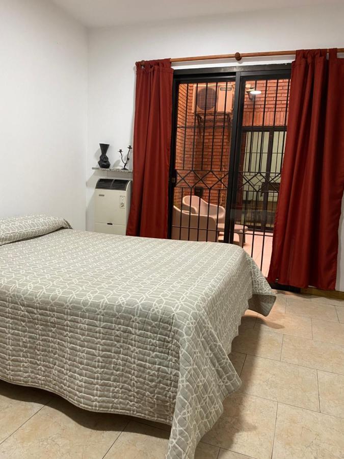 Excelente Y Amplio Dpto 3 C Cochera Privada Apartamento