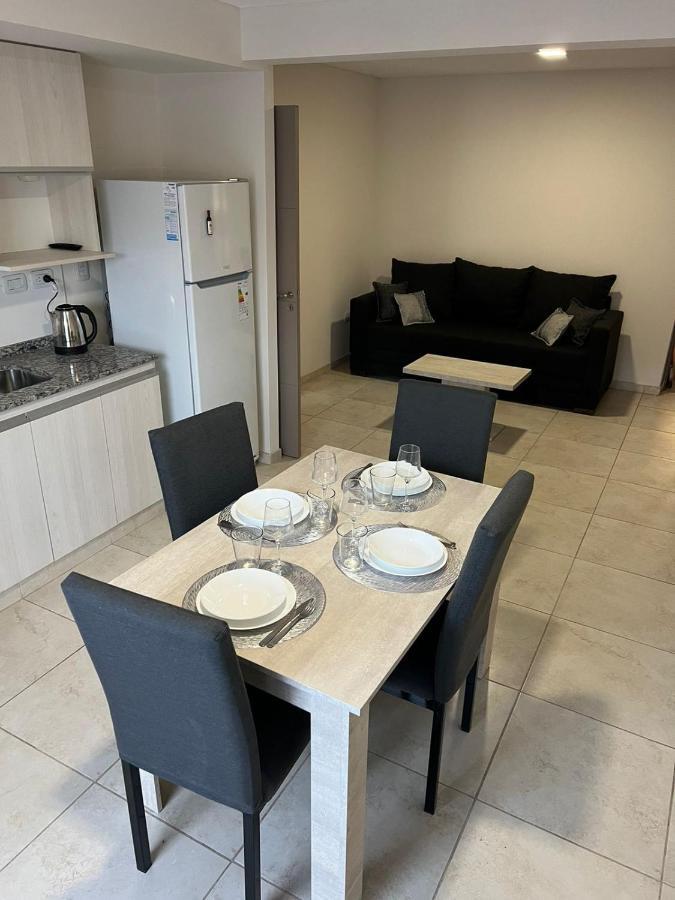 Departamento En Pleno Centro De #3 * Mendoza