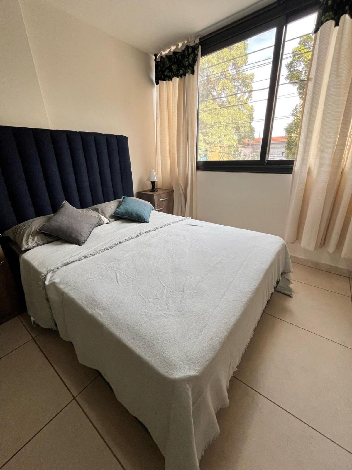 Monoambiente En Pleno Centro. Apartment