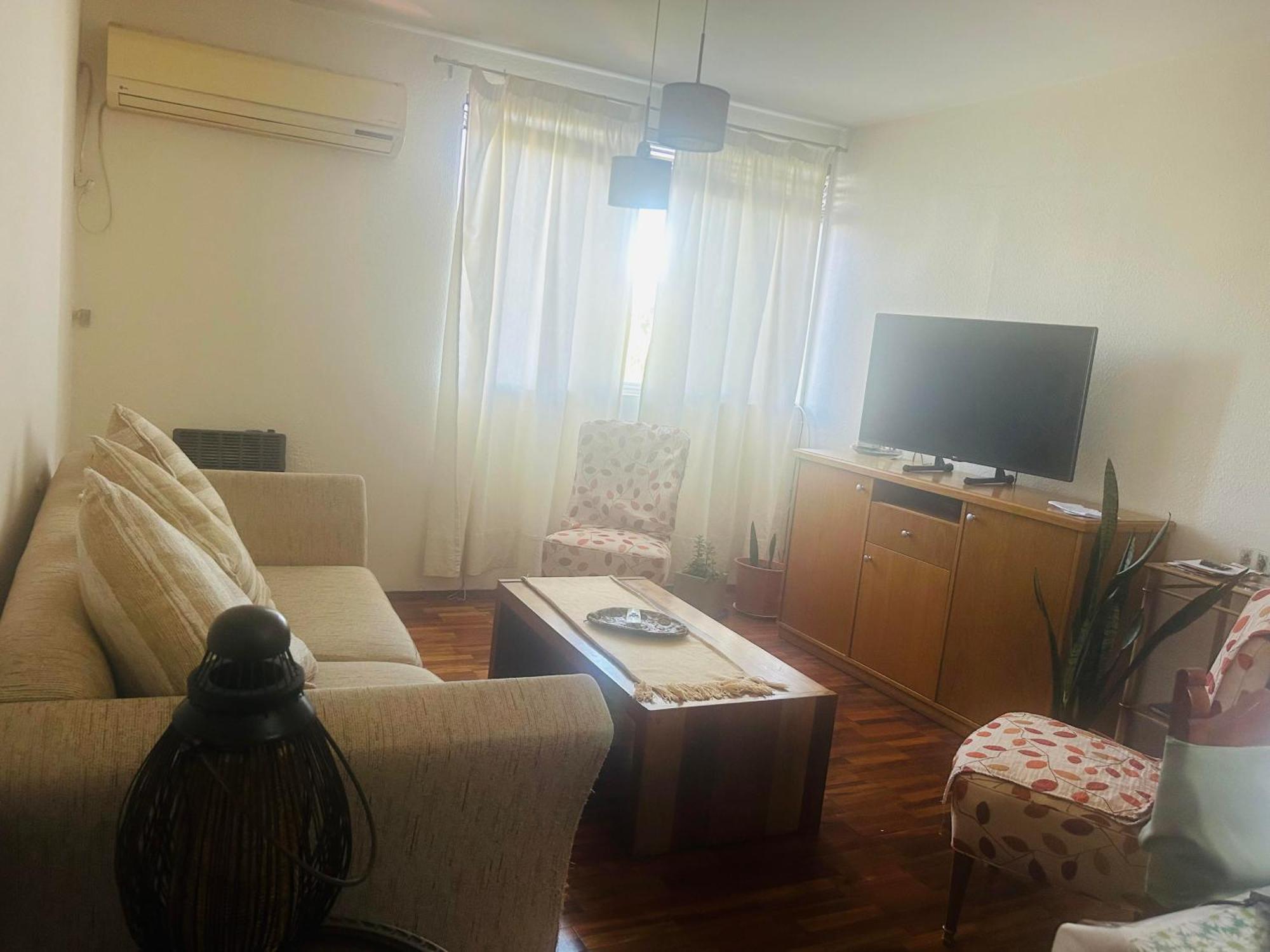 Apreciando La Montana, Departamento Centrico *
