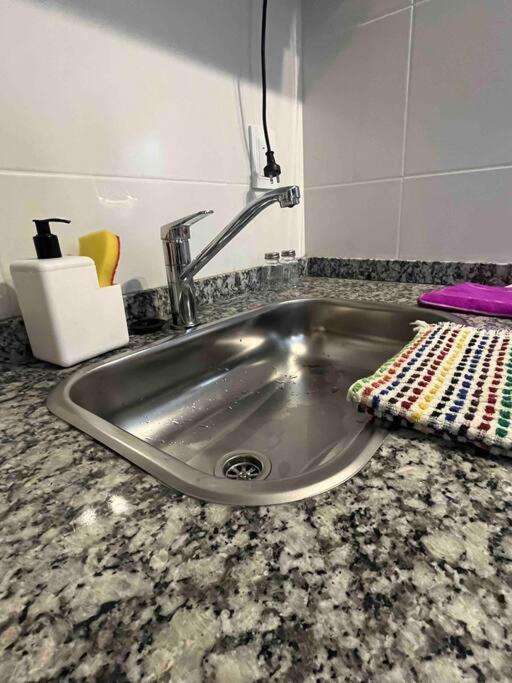 Departamento En Zona Residencial A 20 Metros Del Parque General San Martin *