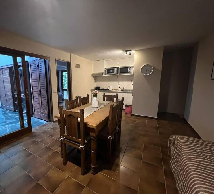 Departamento En Zona Residencial A 20 Metros Del Parque General San Martin Apartment