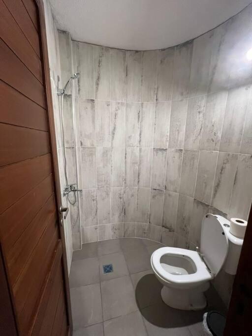 Departamento En Zona Residencial A 20 Metros Del Parque General San Martin * Mendoza