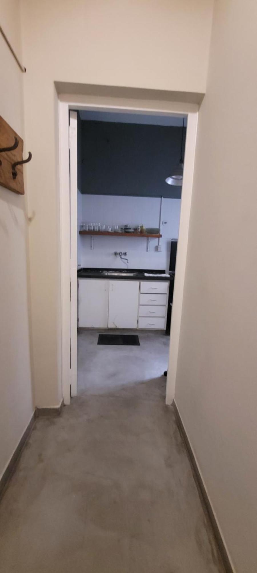 Apartamento Excelente Ubicacion, Frente A Plaza Independencia *
