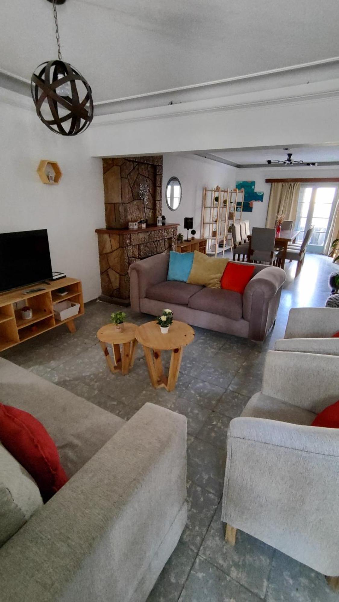 Casa En La Ciudad Del Buen Vino - Excelente Ublcacion Сasa de vacaciones *