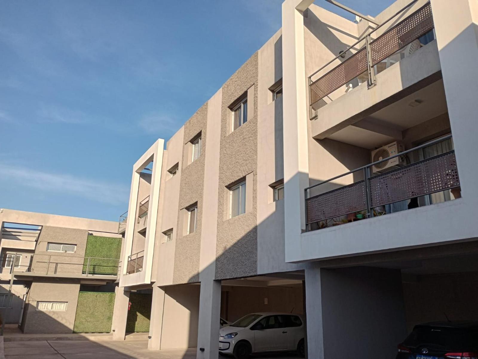 Departamentos Lemos Diez * Mendoza