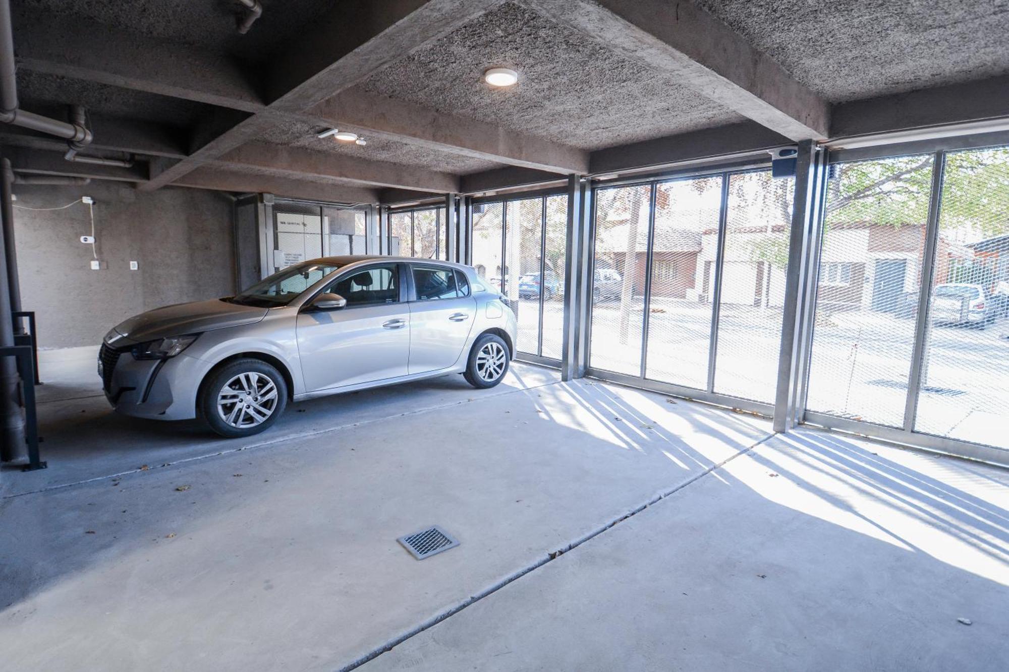 4- Fantastico Duplex Centrico! *