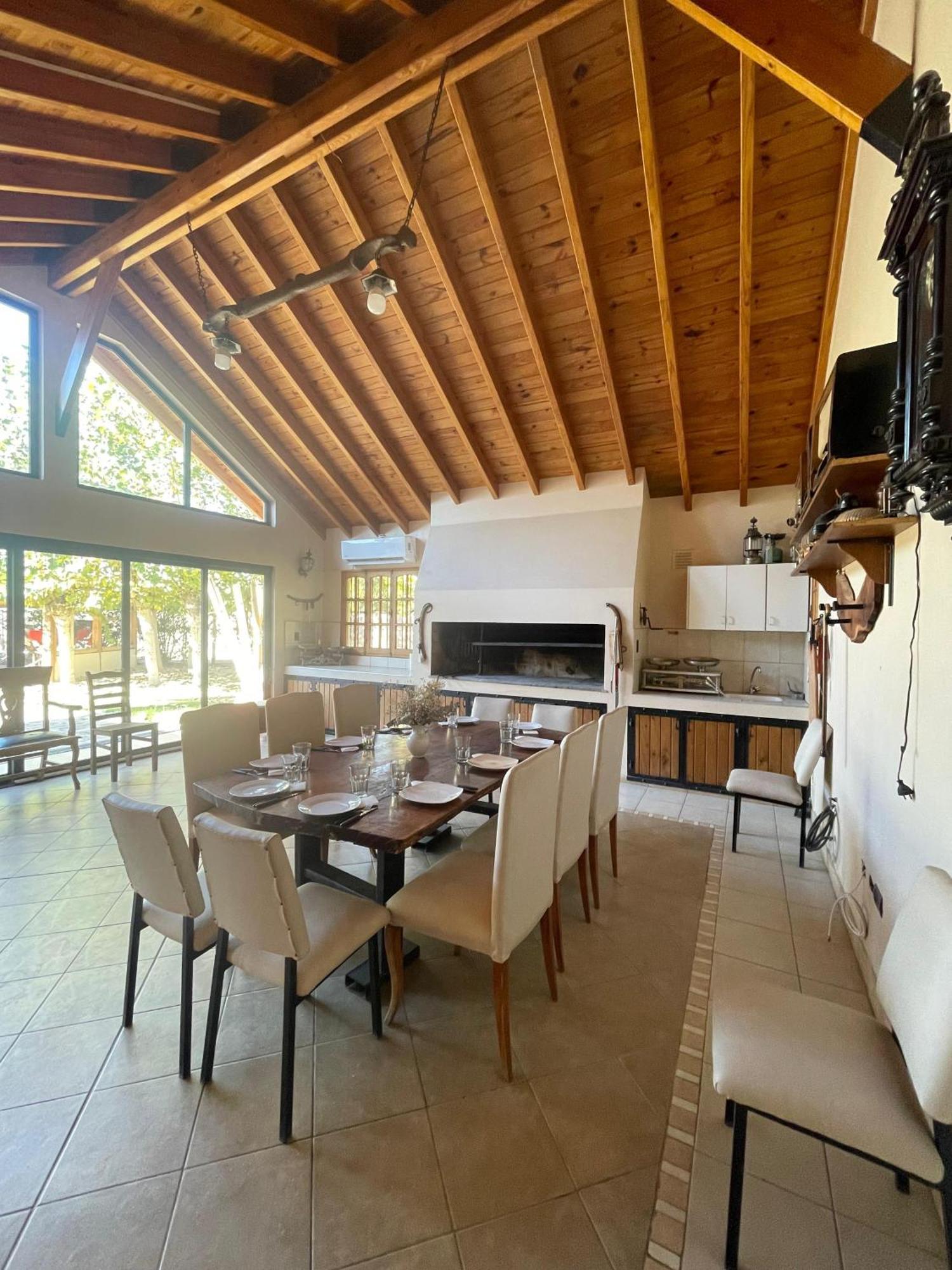 Сasa de vacaciones Casa 10 Personas Betania Mendoza
