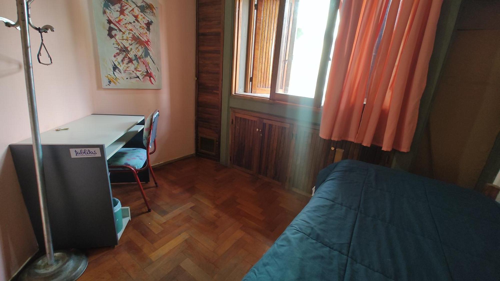 Hostel Olashostel