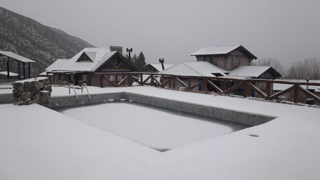 Casona Familiar Potrerillos Y Chalet *