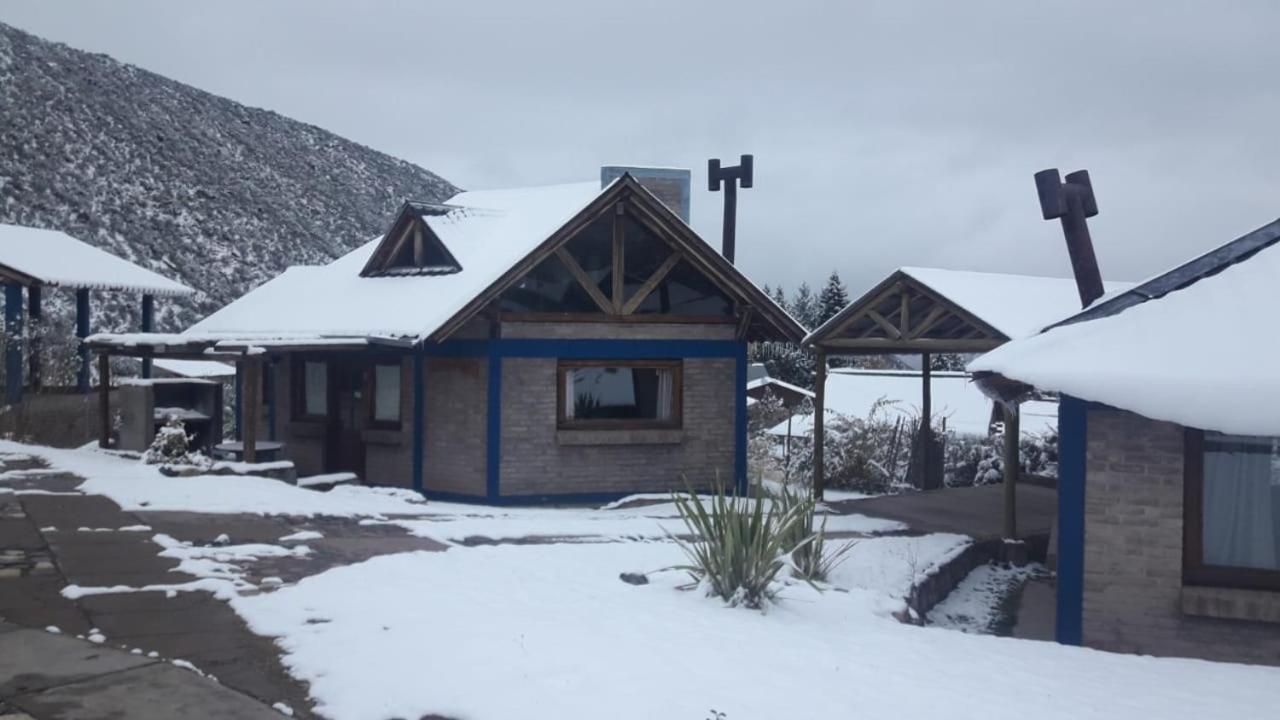 Casona Familiar Potrerillos Y *