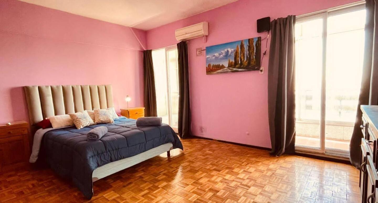 Hostel Black Sheep International *