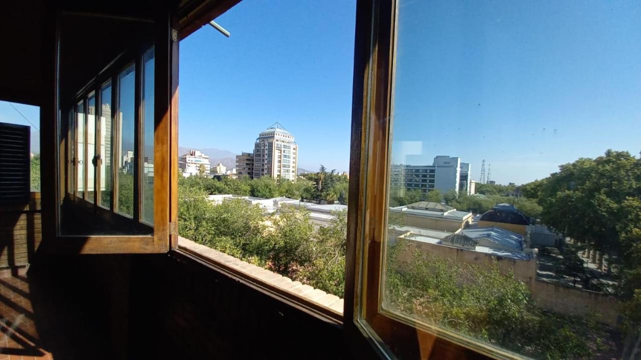 Center View Apartment *