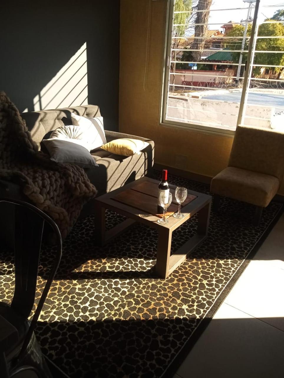 Apartamento Excepcional 18 Departamento Con Cochera - Vista A La Montaña - Ciudad Mendoza- Zona Residencial *