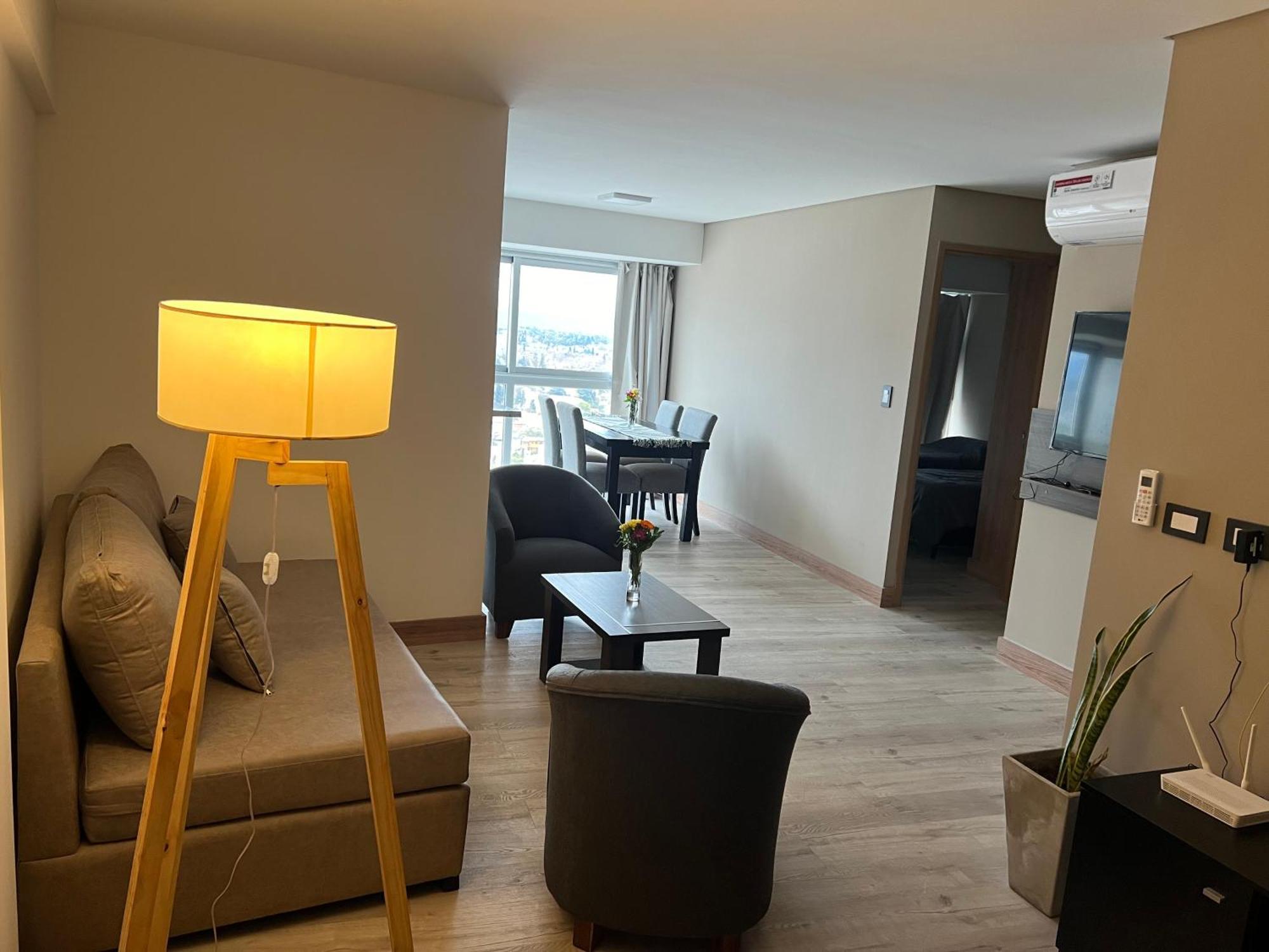 Moderno Departamento Piso 16 Con Pileta * Mendoza