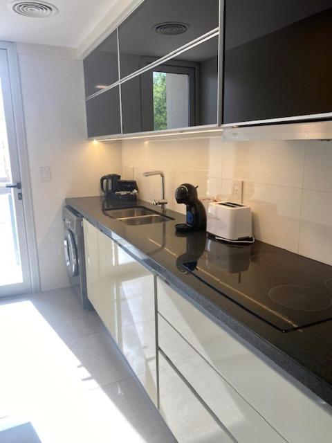 Apartamento Dpto De Alta Categoria, Completo Y Comodo En El Corazon De