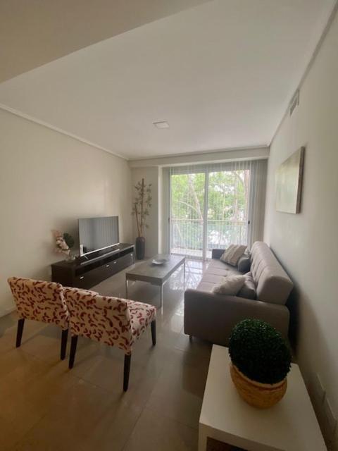 Dpto De Alta Categoria, Completo Y Comodo En El Corazon De Apartamento *