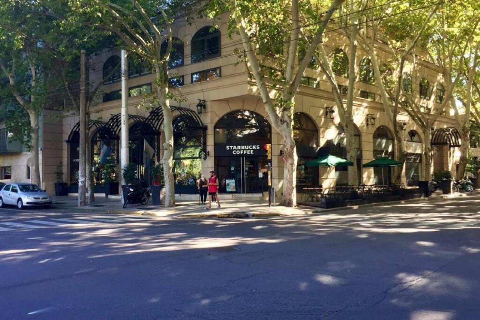 Monoambiente Con Inmejorable Ubicación
