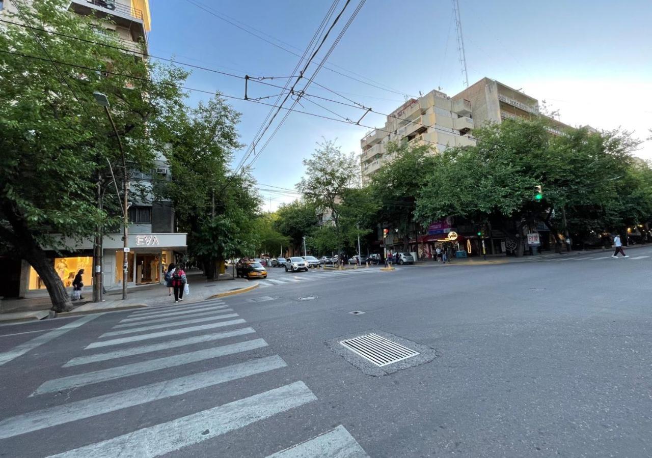 Depto Centrico En Mendoza, 3 Ambientes Con Terraza Balcon Wifi Alta Velocidad Lavanderia Cercano Aristides Y Parque General San Martin