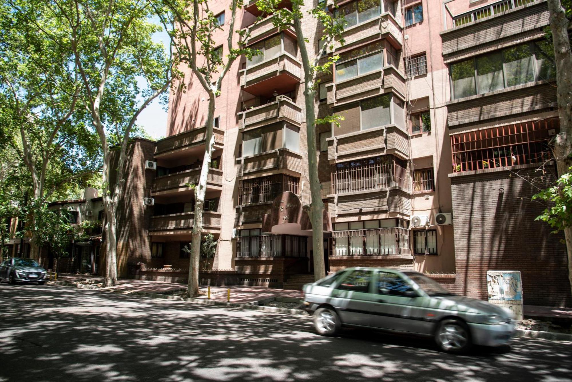 Excelente Ubicacion, Frente A Plaza Independencia Apartamento Mendoza