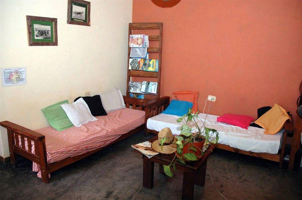 Casa Pueblo Hostal Mendoza