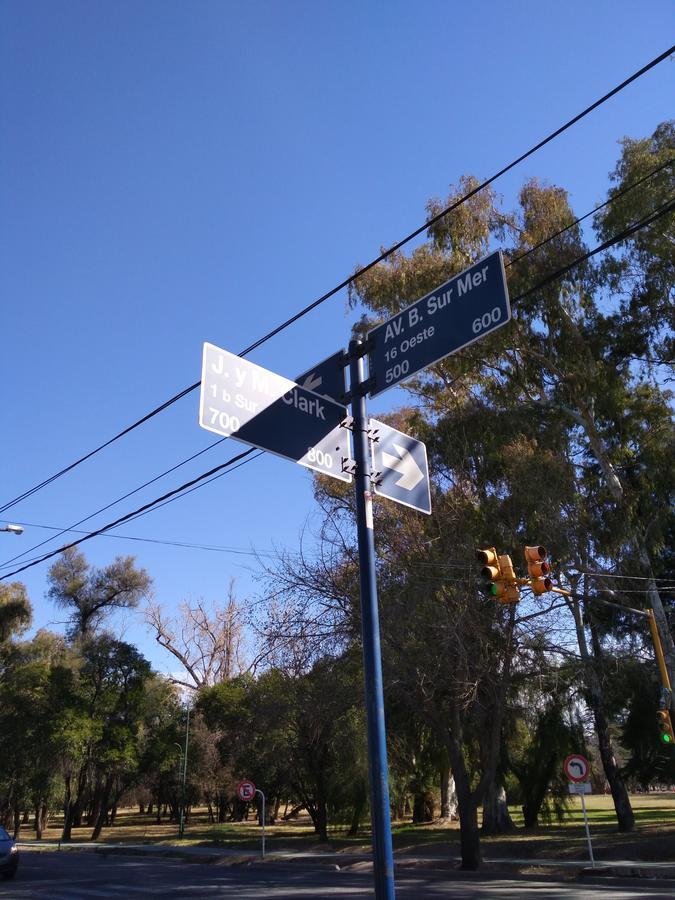 Mi Casa Pensión 2*