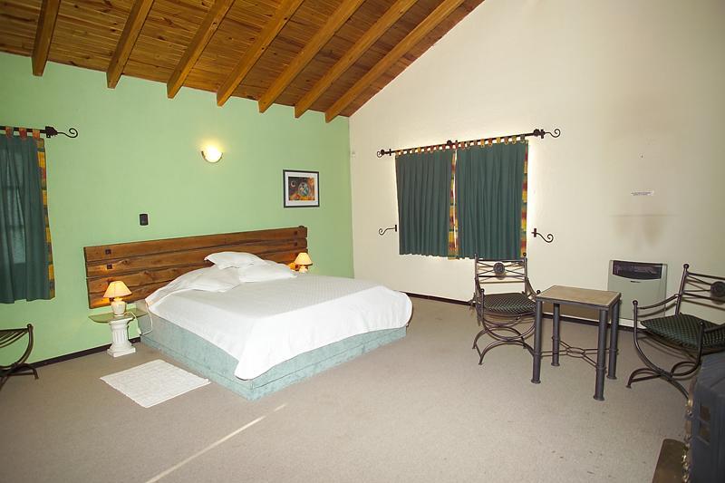 Casona Familiar Potrerillos Y Chalet *