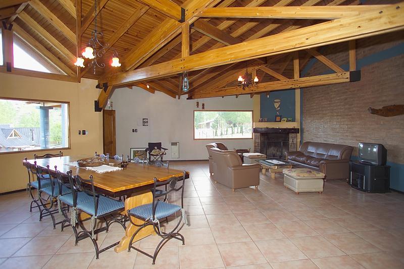 Casona Familiar Potrerillos Y Mendoza